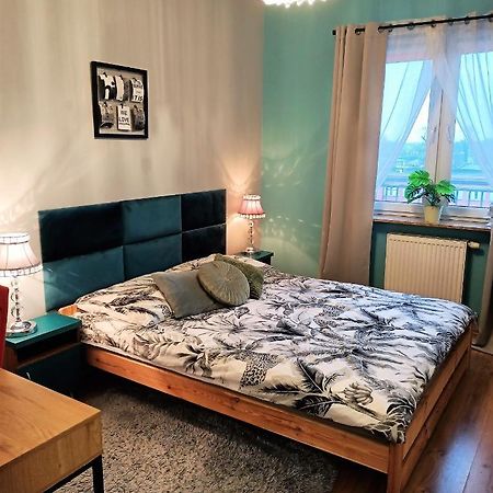 2-Room Apartment Nowy Dwór Mazowiecki Eksteriør bilde