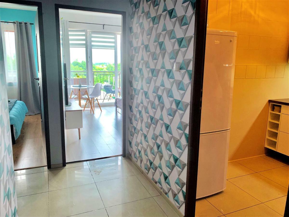 2-Room Apartment Nowy Dwór Mazowiecki Eksteriør bilde