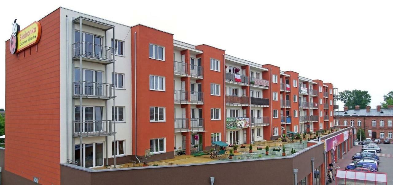 2-Room Apartment Nowy Dwór Mazowiecki Eksteriør bilde