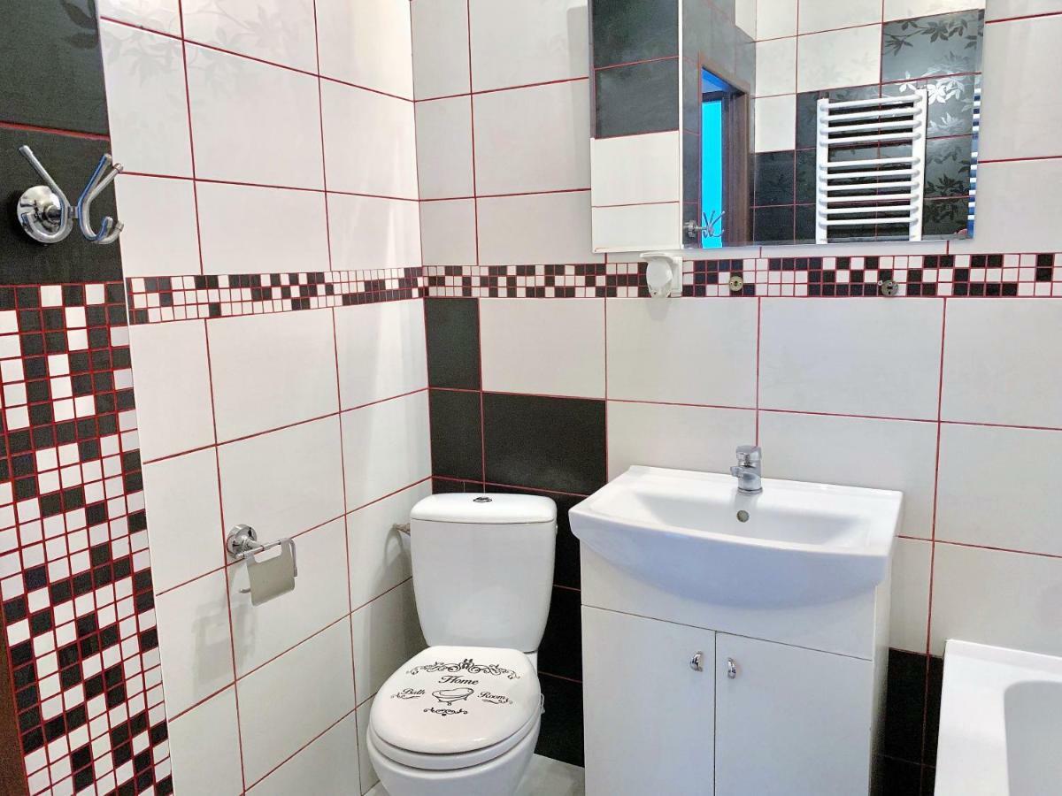 2-Room Apartment Nowy Dwór Mazowiecki Eksteriør bilde